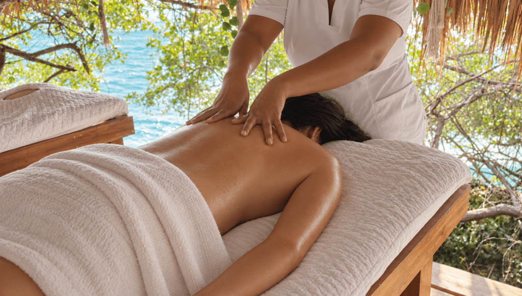 Masaje relajante en el spa de Coralina Island